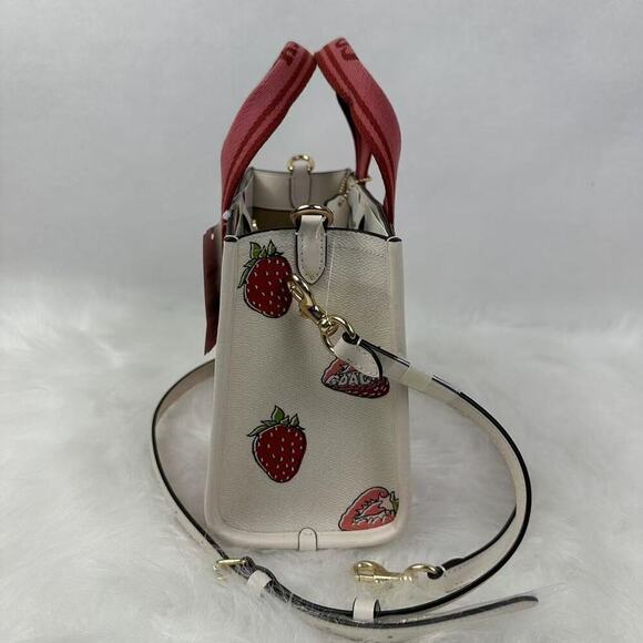 Coach Smith Tote 24 Bag Strawberry Print Crossbody Canvas/Chalk Multi CAR80 NWT - Picture 2 of 9